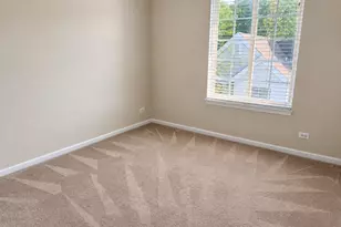 1802 Whirlaway Ct, Glendale Heights, IL 60139 - Photo 10