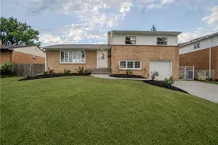 291 Division St, Melrose Park, IL 60160 - Photo 1