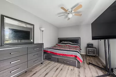 1395 S Glen Circle #B, Aurora, IL 60506 - Photo 10