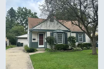 1015 N Fernandez Avenue, Arlington Heights, IL 60004 - Photo 1