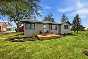 17128 Galena Rd, Plano, IL 60545 - Photo 2