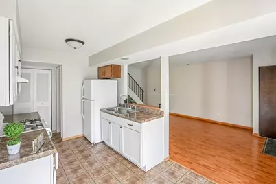 1205 Quincy Court, Wheeling, IL 60090 - Photo 10