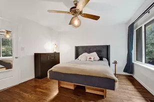 1635 W Belle Plaine Ave, Chicago, IL 60613 - Photo 30