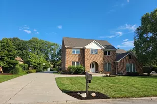 1493 Tomlin Dr, Burr Ridge, IL 60527 - Photo 2
