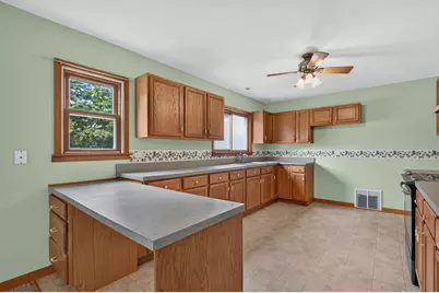 105 S Main Street, Seneca, IL 61360 - Photo 16