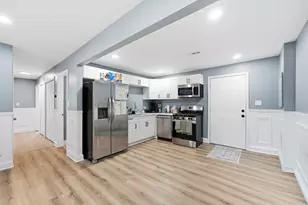 1888 Andover Ct, Chicago Heights, IL 60411 - Photo 10