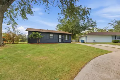 1888 Andover Court, Chicago Heights, IL 60411 - Photo 4