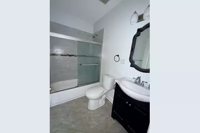 1025 S Austin Boulevard #2N, Chicago, IL 60644 - Photo 12