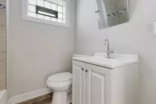 9132 S Blackstone Ave, Chicago, IL 60619 - Photo 10