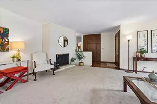 9617 Keystone Ave, Skokie, IL 60076 - Photo 8