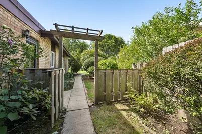 9617 Keystone Avenue, Skokie, IL 60076 - Photo 22