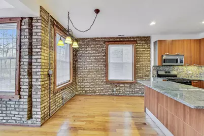 2705 W Hirsch Avenue #2, Chicago, IL 60622 - Photo 10