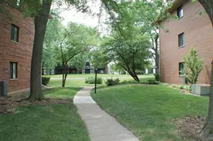 17 Parkside Ct, Vernon Hills, IL 60061 - Photo 14