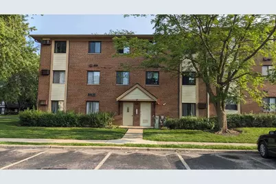 17 Parkside Court #3, Vernon Hills, IL 60061 - Photo 1