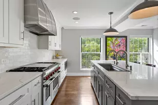 339 W Webster Ave, Chicago, IL 60614 - Photo 10