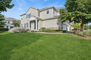 621 S Jade Ln, Round Lake, IL 60073 - Photo 1