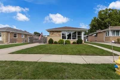 7316 W Greenleaf Street, Niles, IL 60714 - Photo 2