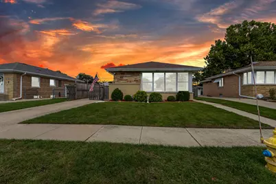 7316 W Greenleaf Street, Niles, IL 60714 - Photo 1
