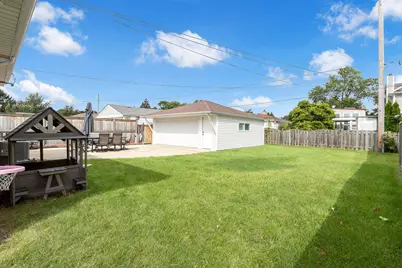 7316 W Greenleaf Street, Niles, IL 60714 - Photo 46