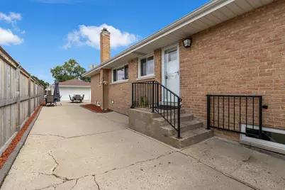 7316 W Greenleaf Street, Niles, IL 60714 - Photo 42