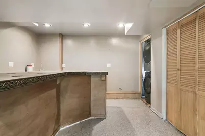 211 W Pickwick Road, Arlington Heights, IL 60005 - Photo 10