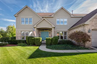 931 Ambria Drive, Mundelein, IL 60060 - Photo 2