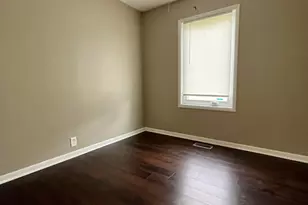 40 Arlington Dr, Romeoville, IL 60446 - Photo 4
