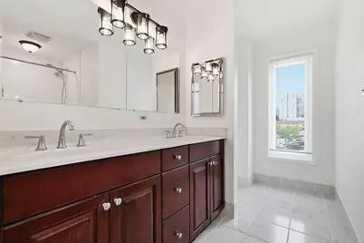 1174 E 53rd Street #0, Chicago, IL 60615 - Photo 8