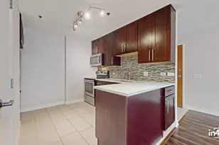 411 Kelburn Rd, Deerfield, IL 60015 - Photo 8