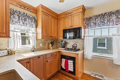 1311 Heidorn Avenue, Westchester, IL 60154 - Photo 10