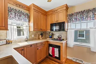 1311 Heidorn Ave, Westchester, IL 60154 - Photo 10