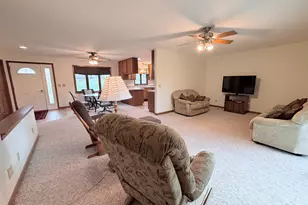 4 Genesee Ct, Morrison, IL 61270 - Photo 14