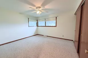 4 Genesee Ct, Morrison, IL 61270 - Photo 18