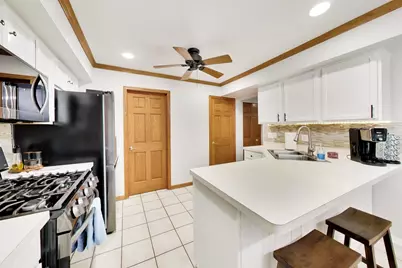 408 Locksley Drive, Streamwood, IL 60107 - Photo 12