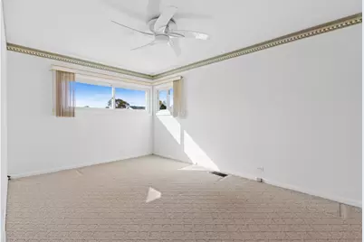 9222 Merrill Avenue, Morton Grove, IL 60053 - Photo 14
