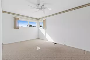 9222 Merrill Ave, Morton Grove, IL 60053 - Photo 14