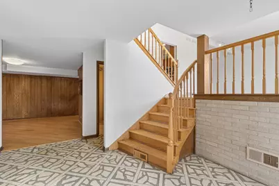 9222 Merrill Avenue, Morton Grove, IL 60053 - Photo 2