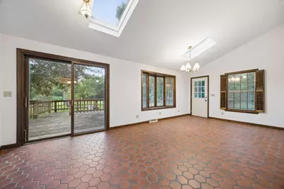 2S730 White Oak Lane, Batavia, IL 60510 - Photo 6