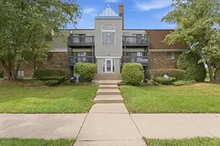 120 S La Londe Ave, Addison, IL 60101 - Photo 1