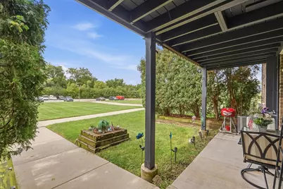 120 S La Londe Avenue #1G, Addison, IL 60101 - Photo 2