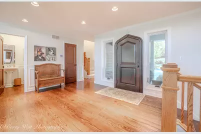 39W944 Deer Run Drive, Saint Charles, IL 60175 - Photo 8