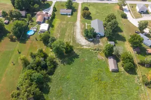 321 Country Club Ln, Centralia, IL 62801 - Photo 52
