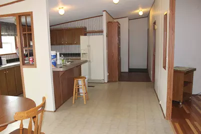 321 Country Club Lane, Centralia, IL 62801 - Photo 32