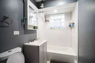 2242 N Narragansett Ave, Chicago, IL 60639 - Photo 12