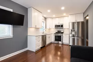 2242 N Narragansett Ave, Chicago, IL 60639 - Photo 6