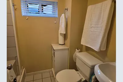 5705 W Maple Avenue, Berkeley, IL 60163 - Photo 16