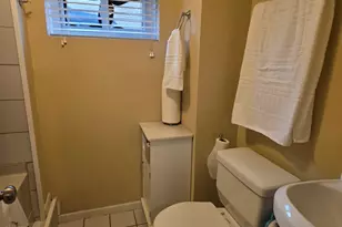 5705 W Maple Ave, Berkeley, IL 60163 - Photo 16