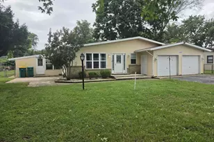 1445 Lantern Ln, Morris, IL 60450 - Photo 1