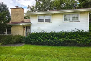20W511 Army Trail Blvd, Addison, IL 60101 - Photo 1