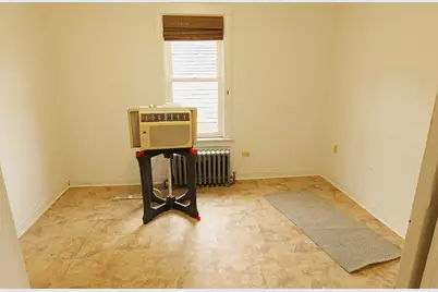 7439 W 56th Street, Summit, IL 60501 - Photo 18